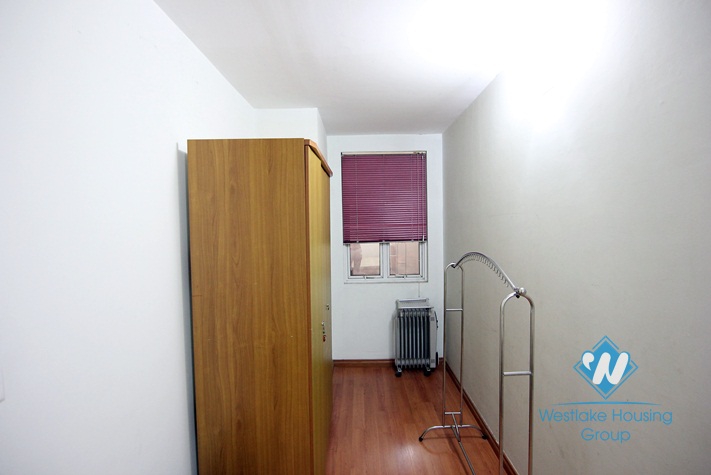 Cheap price apartment for rent in Ciputra, Tay Ho area